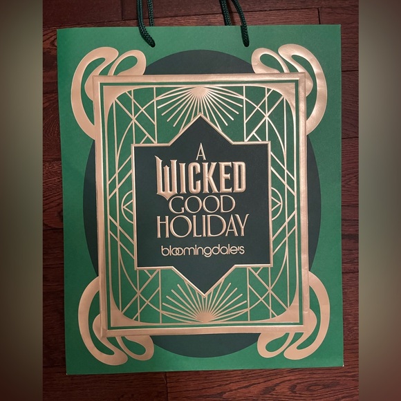 A Wicked Good Holiday Bloomingdale’s Shopping Bag - Picture 2 of 5